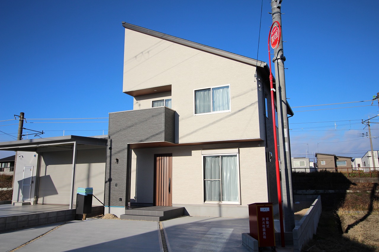 <br />
<b>Warning</b>:  Undefined variable $alt in <b>/home/xs584097/ouchi-shiga.com/public_html/wp-content/themes/moesia/single-contractor.php</b> on line <b>158</b><br />
