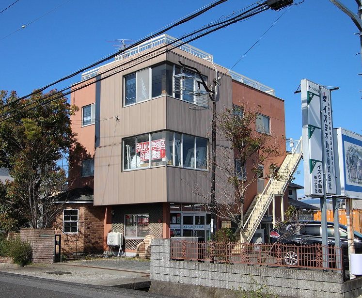 <br />
<b>Warning</b>:  Undefined variable $alt in <b>/home/xs584097/ouchi-shiga.com/public_html/wp-content/themes/moesia/single-contractor.php</b> on line <b>179</b><br />
