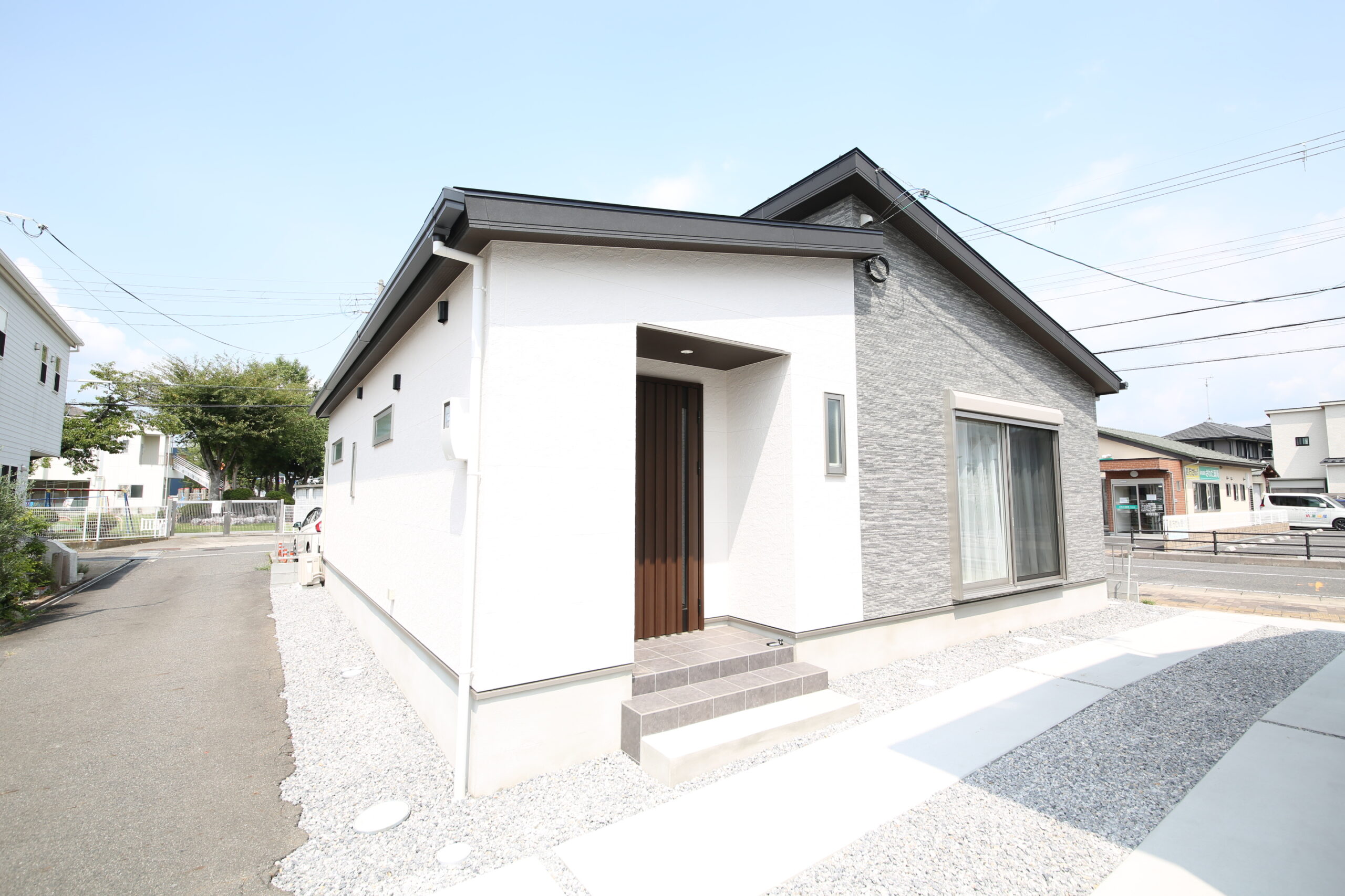 <br />
<b>Warning</b>:  Undefined variable $alt in <b>/home/xs584097/ouchi-shiga.com/public_html/wp-content/themes/moesia/single-contractor.php</b> on line <b>137</b><br />
