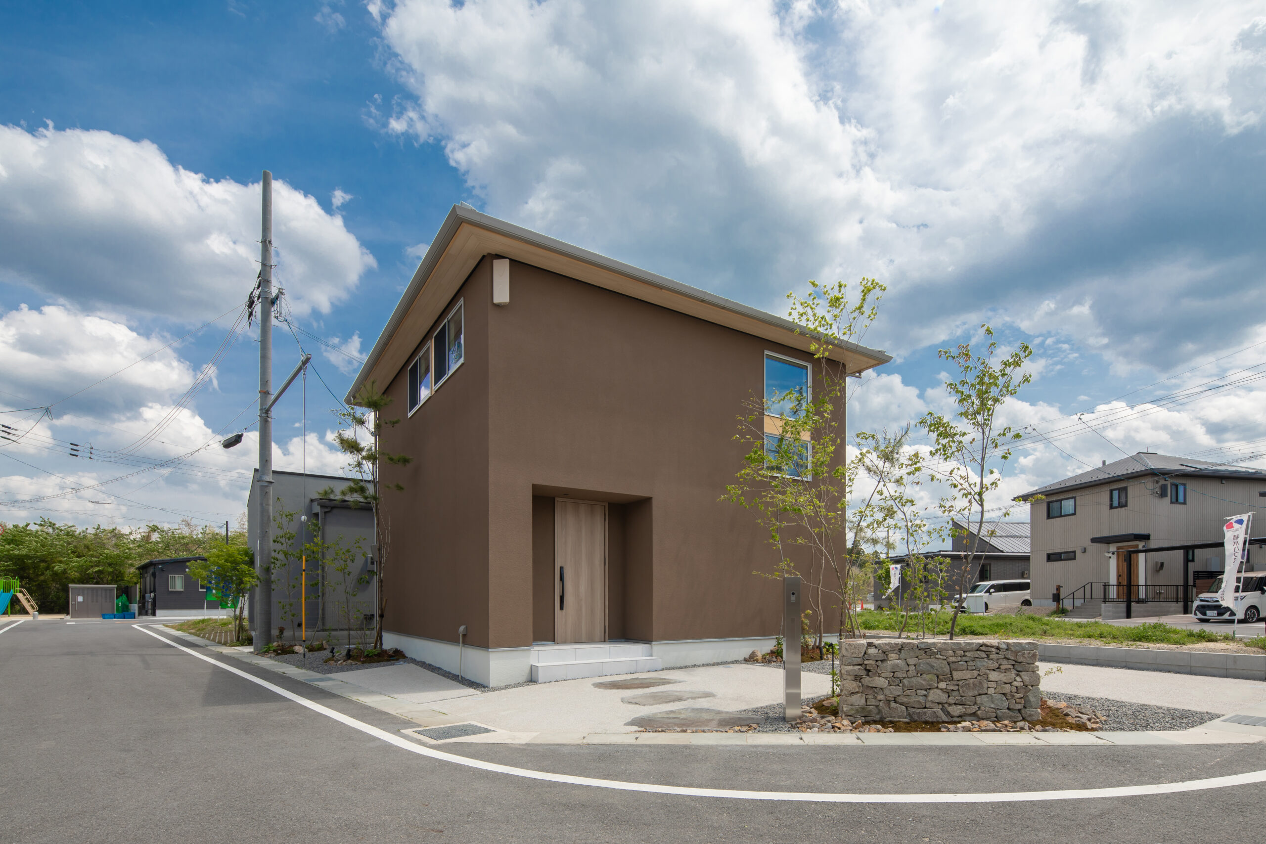 <br />
<b>Warning</b>:  Undefined variable $alt in <b>/home/xs584097/ouchi-shiga.com/public_html/wp-content/themes/moesia/single-contractor.php</b> on line <b>119</b><br />

