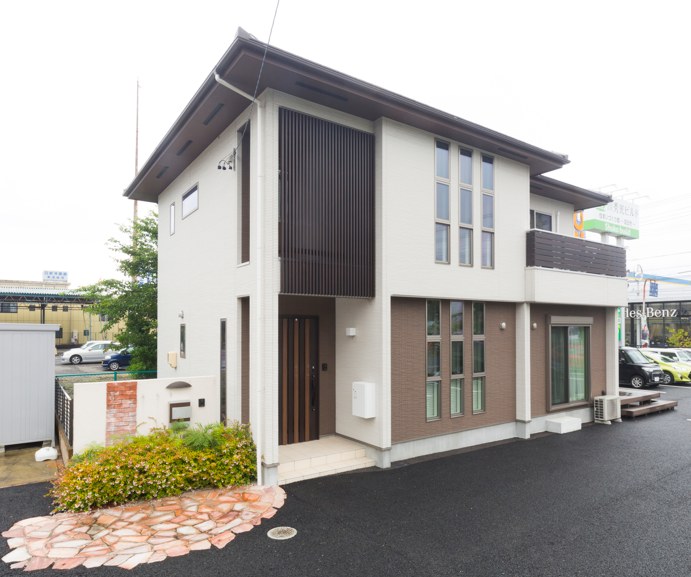 <br />
<b>Warning</b>:  Undefined variable $alt in <b>/home/xs584097/ouchi-shiga.com/public_html/wp-content/themes/moesia/single-contractor.php</b> on line <b>158</b><br />
